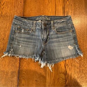 American Eagle Outfitters Women's Blue Denim Shorts